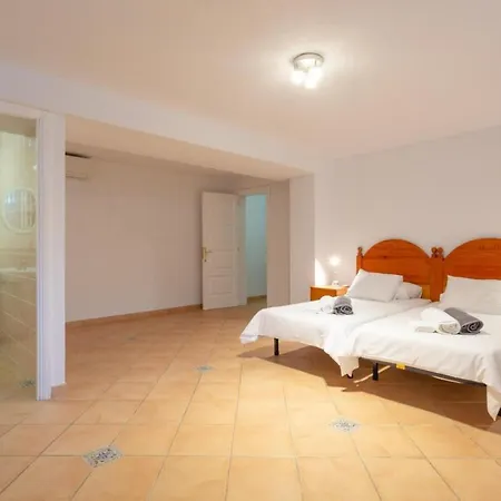 Mariposa Villa